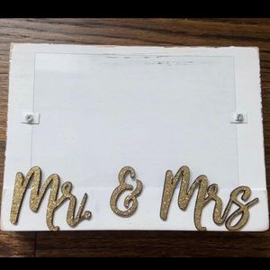 Mr and Mrs picture frame